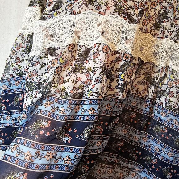 Hint of Mint Cream Blue Orange Floral Print Bell Sleeve Sheer Lace Insets XL - Picture 2 of 9